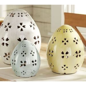 1 Pottery Barn Handcrafted Terra Cotta Pierced Easter Egg Candle Dome Yellow 10”